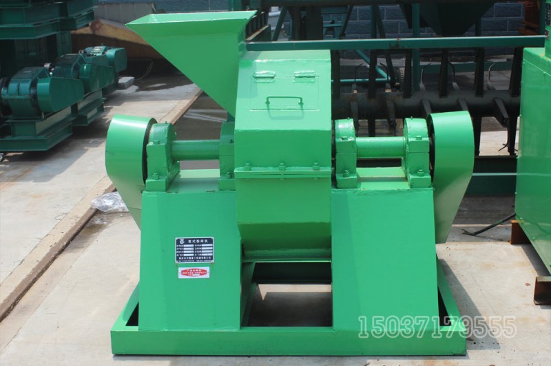 [18]_笼式粉碎机